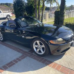 2004 BMW Z4 2.5i