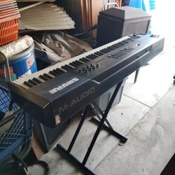 M-Audio Oxygen88 Weighted Keys Full Size Midi Controller