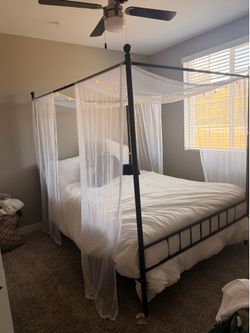 Day bed and mattress