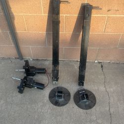 Lippert 5th Wheel Landing Gear