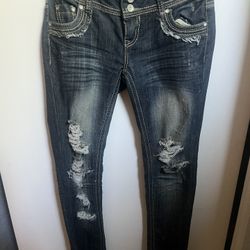 Brand New Women’s Almost Famous Jeans-Size 3
