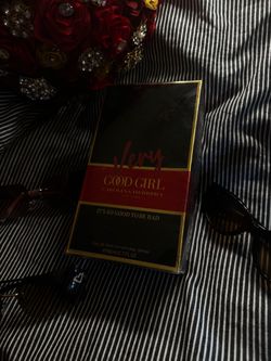 CAROLINA HERRERA