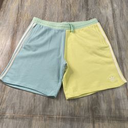 Adidas 3 Stripe Shorts 2XL