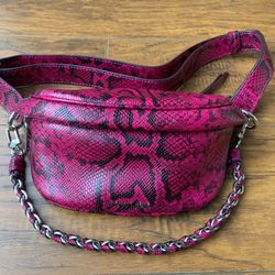 Women’s MICHAEL KORS Snake-Pattern Leather Belt Bag 