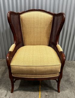 Ethan Allen Wicker and Bamboo Winged Chair in Great Condition