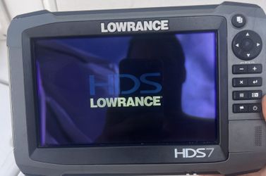 Lowrance HDS7   With Transducer 