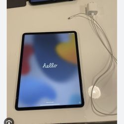 Ipad Pro 12.9 5 Generation  ( Beat Price) 