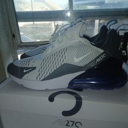 Air Max 270 Persian Violet Sz 9.5