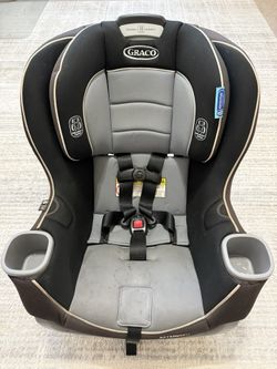 Graco® Extend2Fit Convertible Baby Car Seat