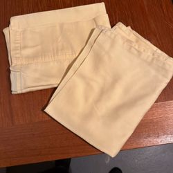 Set Of 2 Standard Pillowcases Pale Yellow 100% Cotton Tommy Hilfiger 21”x32”
