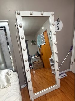 LED White Mirror