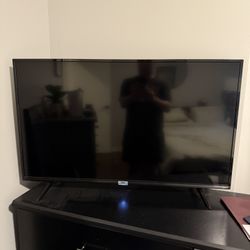 42 Inch TCL Roku TV
