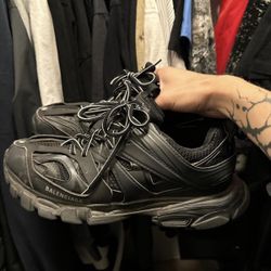 Balenciaga Track Runner