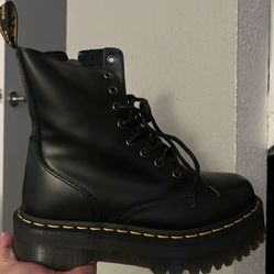 Women’s Platform Doc Martens