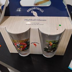 Glasses Set Of 4 New in Box
