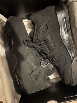 Jordan 4s Black Cat (Sz 11)