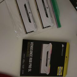 VENGEANCE RGB PRO SL High-Performance DDR4 DRAM