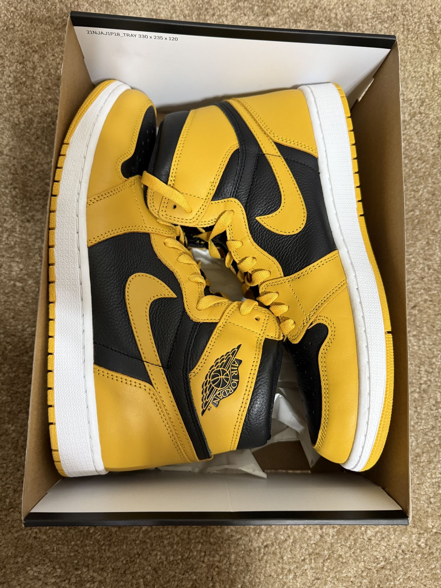 Air Jordan 1 High - Men’s Size 12