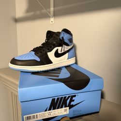 Jordan 1 Unc