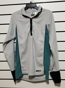 Womens medium sz 8/10