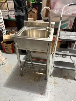 Unused metal sink - new