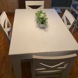 Farmhouse Table And Chairs