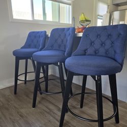 Set Of 3 Barstools