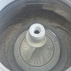 LIKE NEW WASHER 