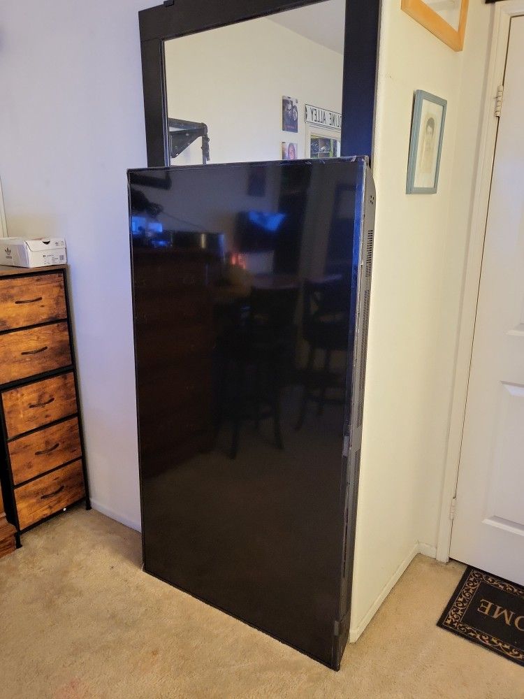 Back Light Needs Replacement 70" 4k Tv