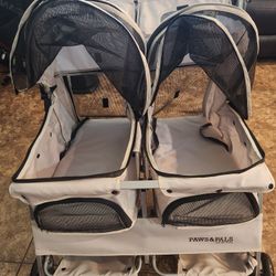 Gently Used Paws And Pals Folding Travel Stroller For Dogs Or Cats
