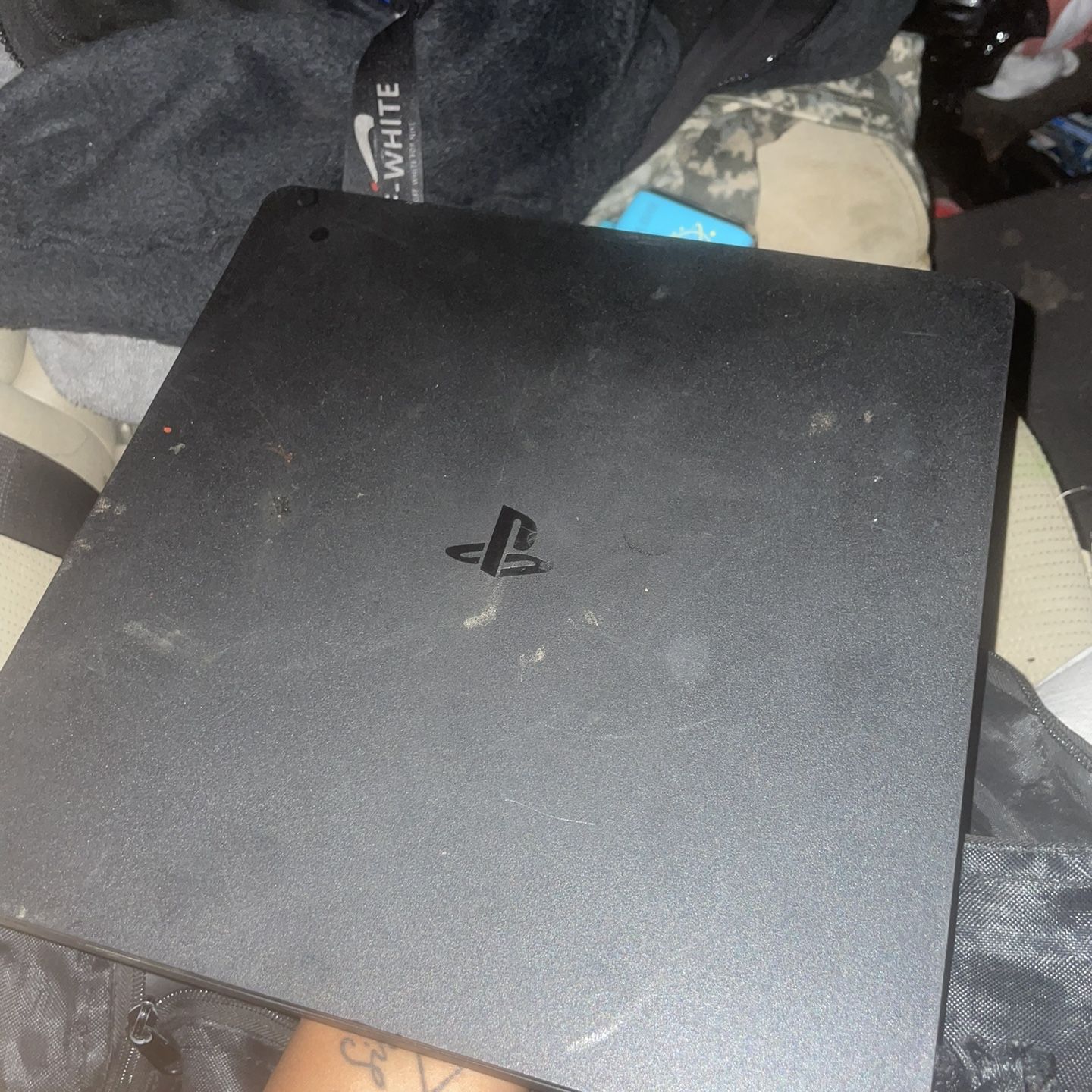 PS4