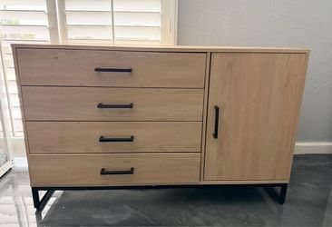 Oak Color Dresser In Great Condition