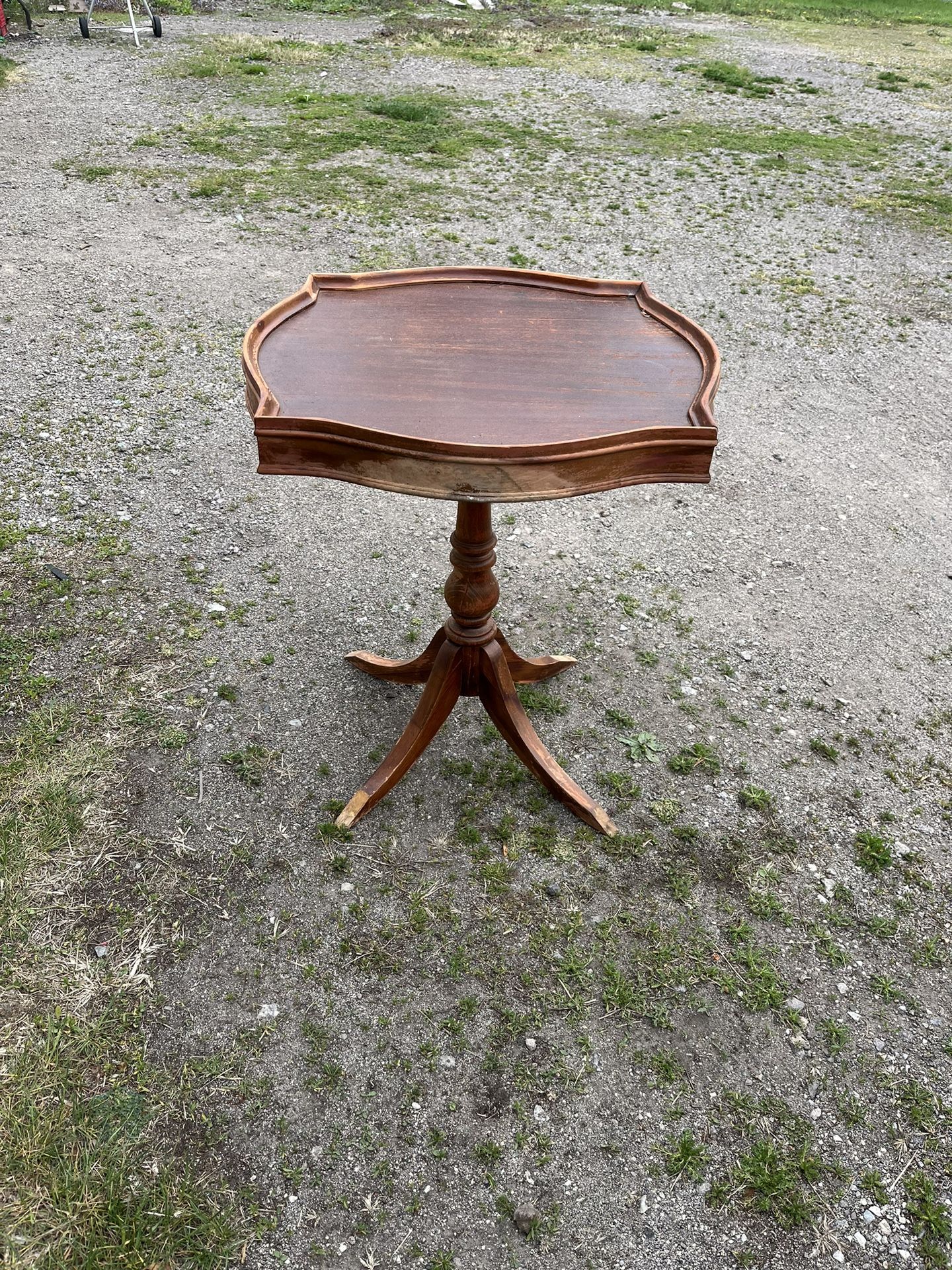 Antique Small Round Pedestal Tray Table 