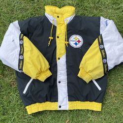 NFL Pittsburgh Steelers Pro Player Puffer Jacket with tucked hood size large 
