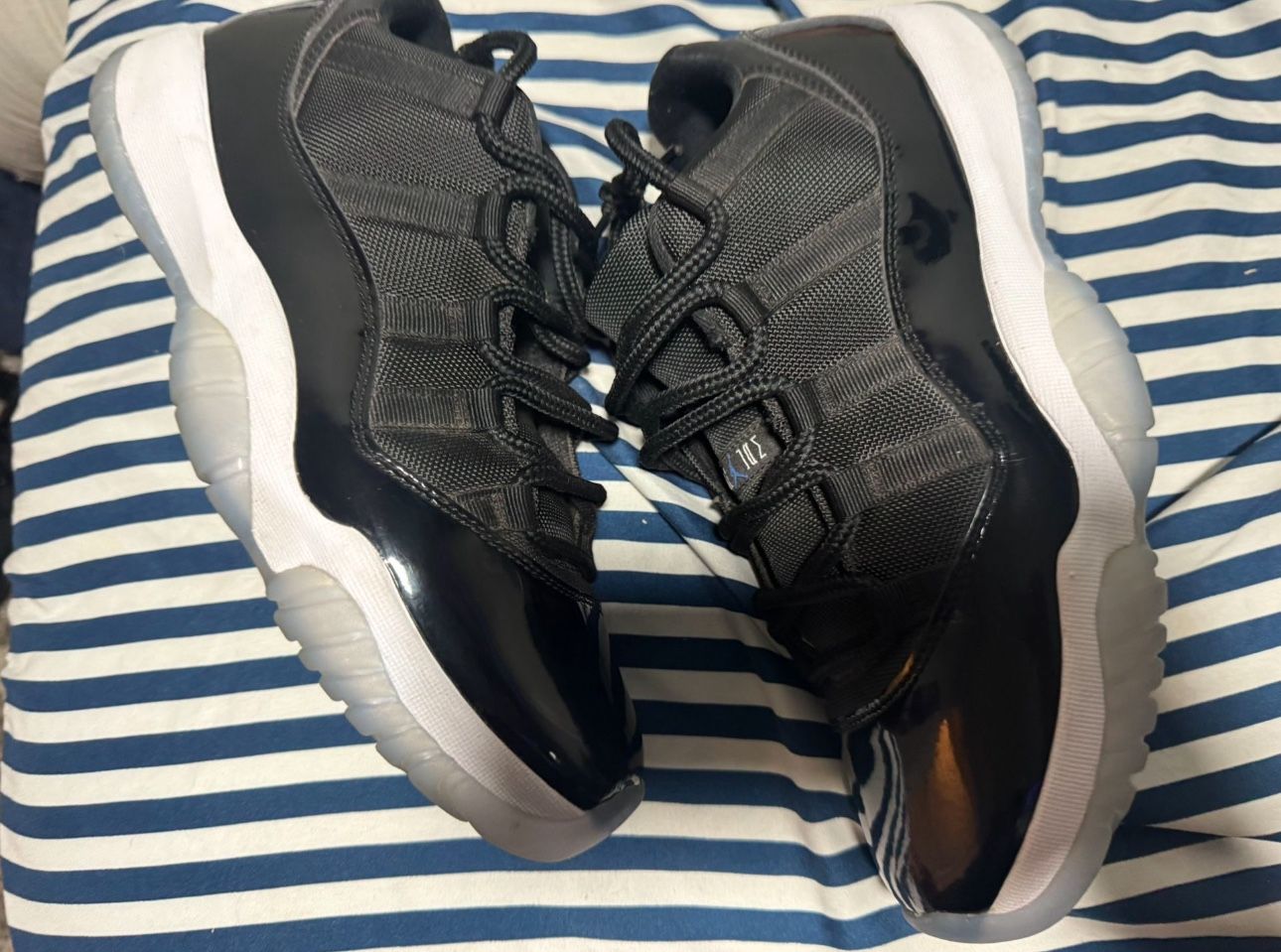 Jordan 11 Low ‘Space Jams’
