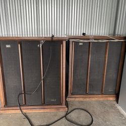 Vintage Leslie 470M “Plus 2” Rotary Speaker Cabinets – Matching Pair