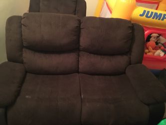 Love seat good condition just needs a little exterior cleaning