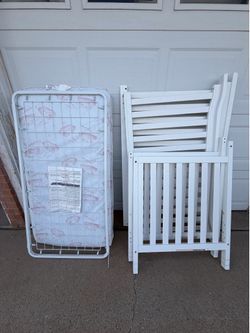 Crib w/ matress
