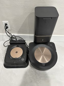 iRobot Set of 2 vacuum And Washer 