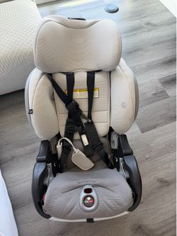 Britax Advocate Clicktight Convertible Car Seat