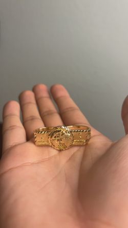 Gold ring