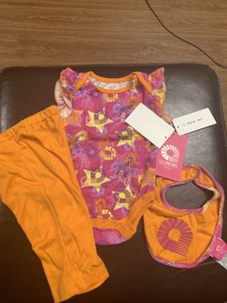 New 3 piece infant 0/3 months (3/6 months also available)akademiks set. New with tags.