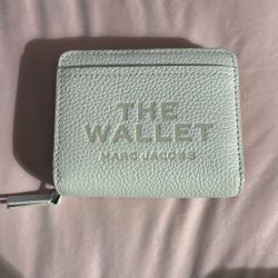 The Wallet Marc Jacobs
