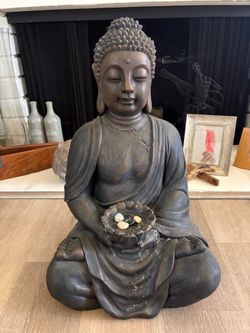 Buddha statue