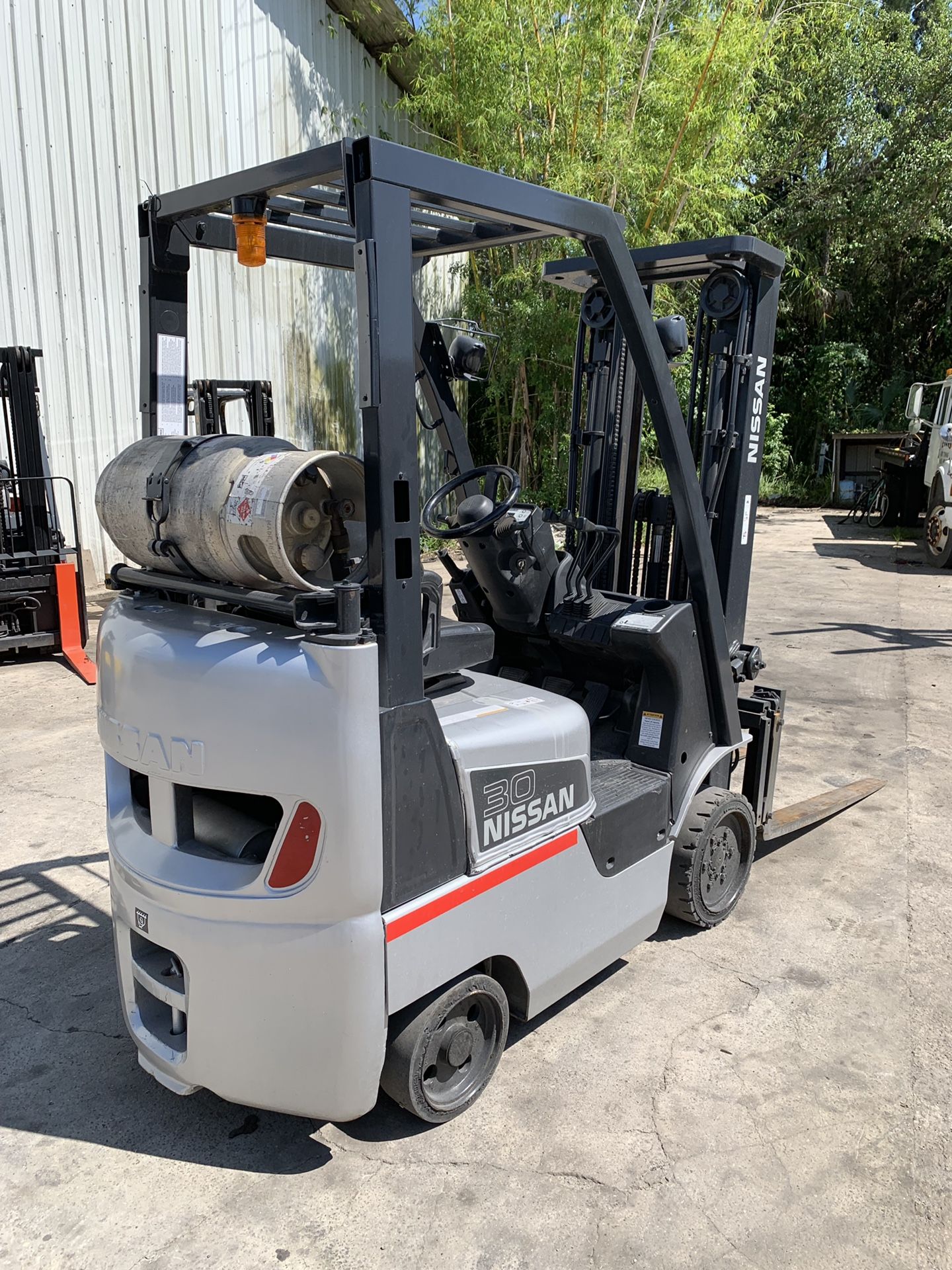 forklift nissan 30