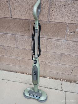 Shark® Steam & Scrub All-in-One Scrubbing and Sanitizing Hard Floor Steam Mop S7000 & XKITP7000D