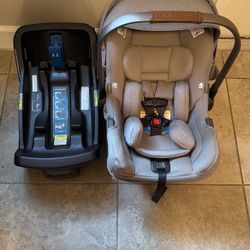 Nuna Car seat And Base 