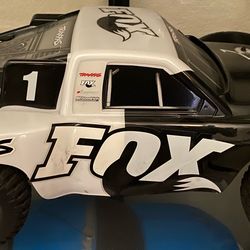 Traxxas Slash Fox