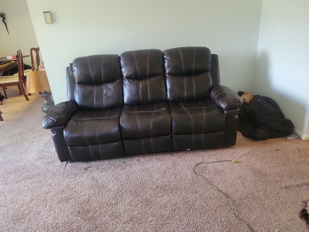 Sofa With Reclining Ends