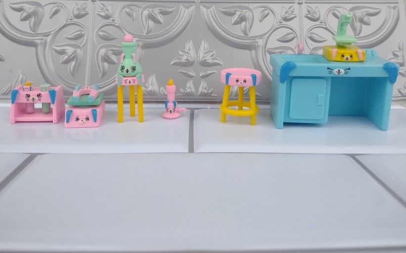2016 Shopkins HAPPY PLACES Bright Bunny Science Lab